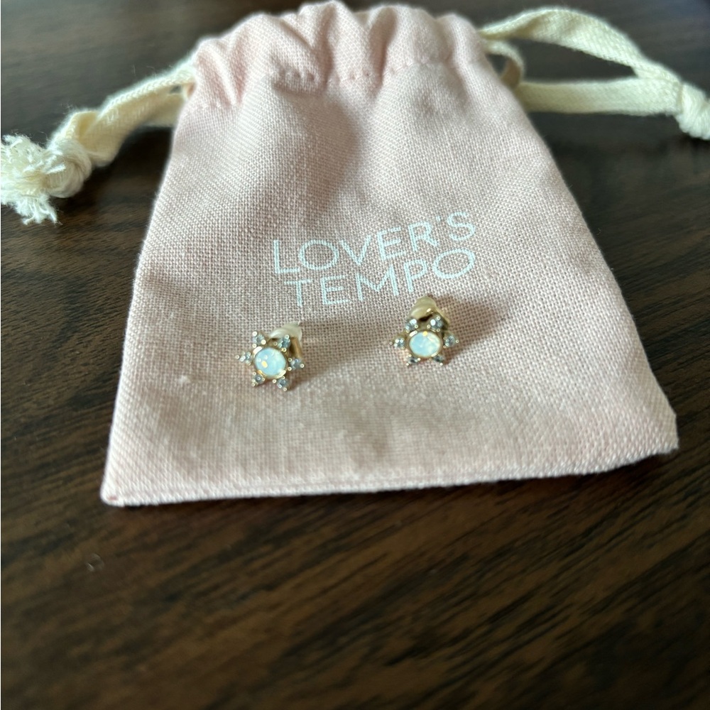 Lover’s Tempo opalescent star stud earrings